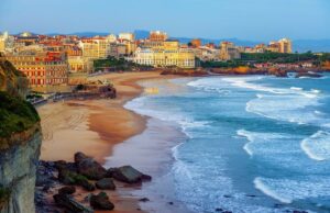 Immobilier côtier : ce que les tsunamis de 2025 nous apprennent sur la fragilité du littoral français Immobilier côtier : ce que les tsunamis de 2025 nous apprennent sur la fragilité du littoral français