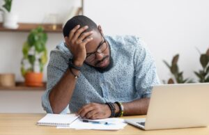 Crédit immobilier : les 3 erreurs à ne pas faire en août (la dernière peut tout faire capoter) Crédit immobilier : les 3 erreurs à ne pas faire en août (la dernière peut tout faire capoter)