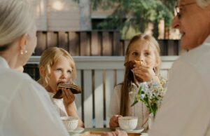 Gen Z vs papy boomers : qui détient vraiment l’immobilier en France ? Les stats qui étonnent Gen Z vs papy boomers qui détient vraiment l’immobilier en France Les stats qui étonnent